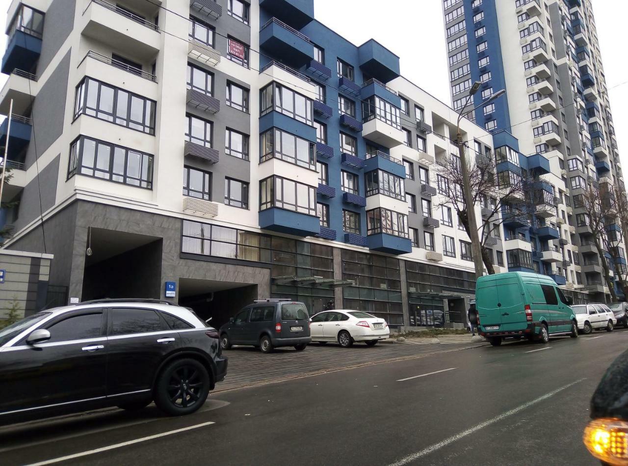 Уютная Vip Студия В Центре Метро Политех Охматдет Паркинг Kiev Ngoại thất bức ảnh